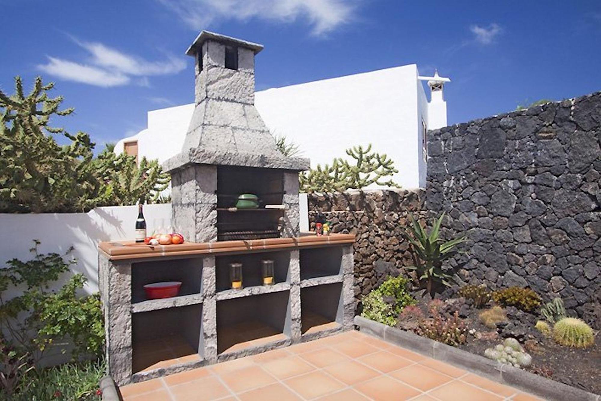 Lovely Los Mojones Villa Casa Jasmine Heated Pool Short Walk To Beach Puerto Del Carmen Пуэрто дель Кармен Экстерьер фото