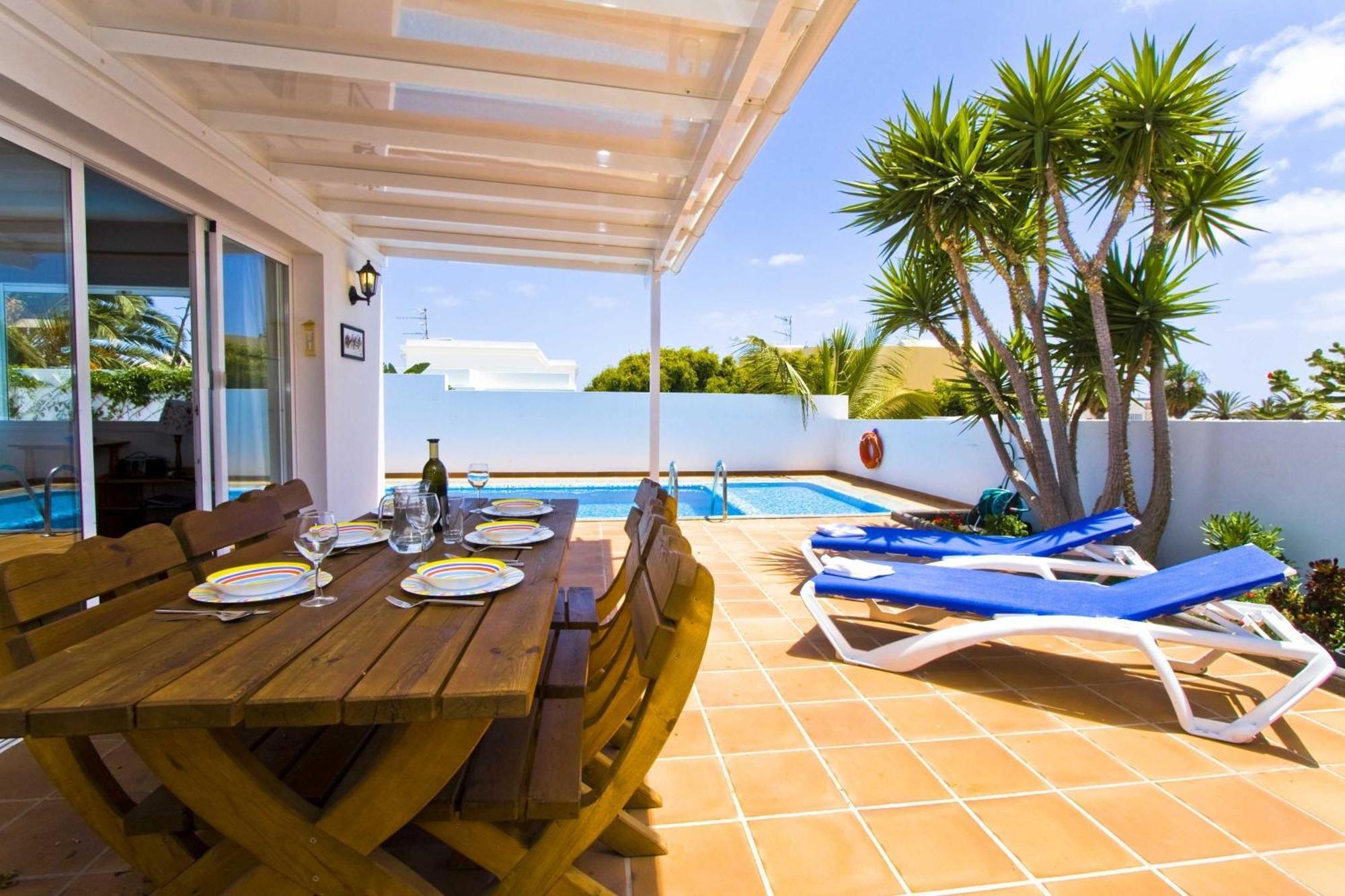 Lovely Los Mojones Villa Casa Jasmine Heated Pool Short Walk To Beach Puerto Del Carmen Пуэрто дель Кармен Экстерьер фото